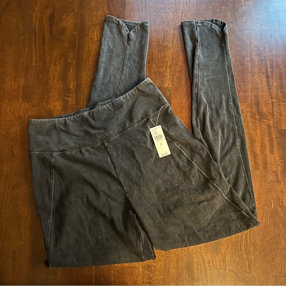 Anthropologie “faded look” Black Leggings, medium, new with tags
